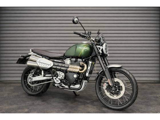 TRIUMPH BONNEVILLE SCRAMBLER 1200 XC 